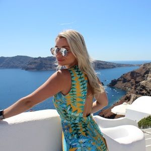 Tropical Jumpsuit from Mendocino, size S.